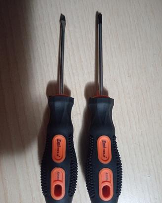 Coppia di cacciavite per viti da 4mm (Difettosi) 