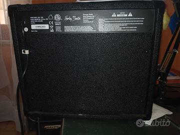 Amplificatore combo per basso