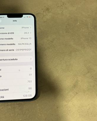 Iphone 13 tentuto sempre con cover