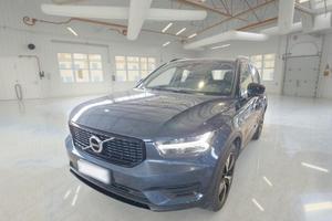 VOLVO XC40 T4 PLUG-IN HYBRID AUTO RECHARGE R-DESIG