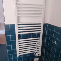 Termoarredo Storm con termostato programmabile