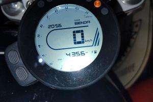 Benda 300 compreso passaggio di proprietà