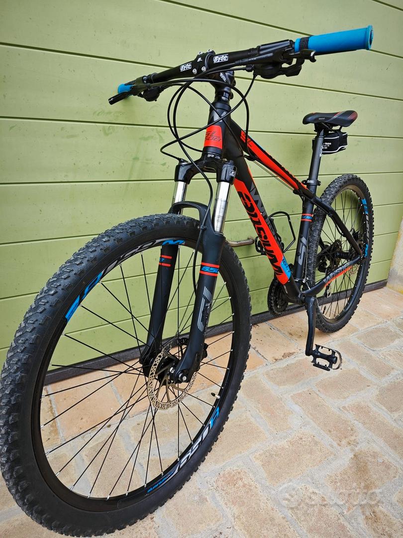 cp. ruote-cerchi 27.5mtb ant post 7/8 velocita' freni a disco attacco a filetto