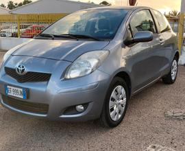 Toyota Yaris 1.0 3 porte