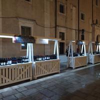 Noleggio banchi in legno per sagre, fiere e eventi