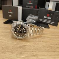 Tudor black bay pro