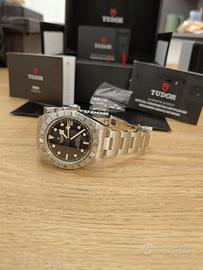 Tudor black bay pro
