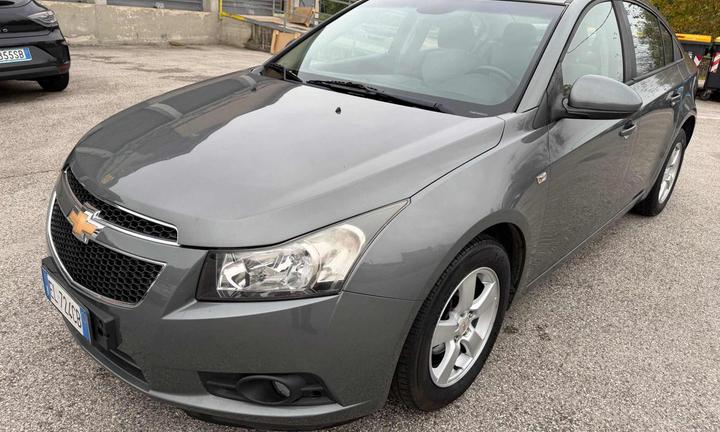 CHEVROLET Cruze 1.6 4 porte LT senza nessun lavo