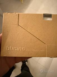 BTicino Livinglight Air Placca 3 Moduli, Bianco