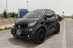 Smart fortwo cabrio nightrunner