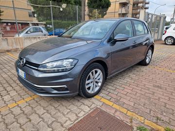 Volkswagen Golf 1.0 TSI 115 CV 5p. Business