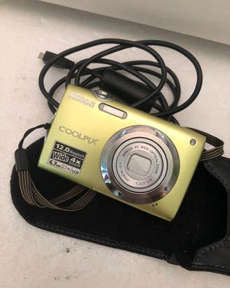 Nikon Coolpix S3000 12 MP
