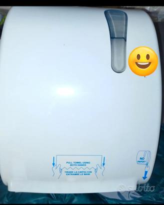 Dispenser porta asciugamani/carta