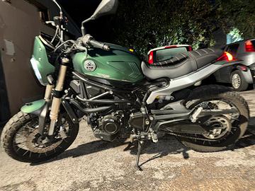 Benelli Leoncino 800 Trail