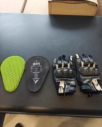 Guanti moto estivi Tg XL+protezioni pantaloni moto