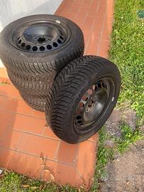 Pneumatici invernali good year per auto