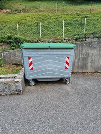 Cassonetto rifiuti