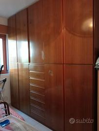 Armadio in legno