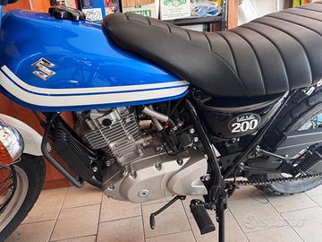 Suzuki RV Van Van 200 - 2016