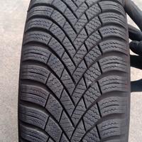 ruote completi di cerchi e copricerchi