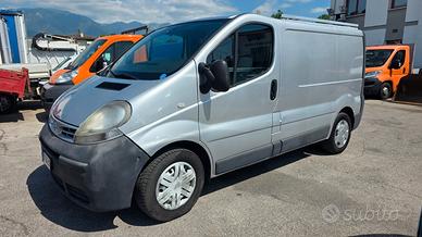 Nissan Primastar 2.5 diesel 145 CV - Anno 2008