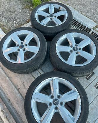 4 cerchi con gomme estive Michelin di AudiA3