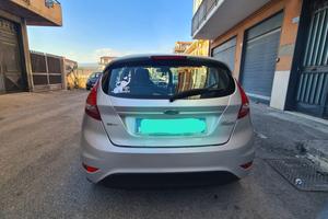 Ford Fiesta Titanium 1.4 diesel 68 cv
