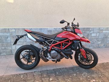 Ducati hypermotard 950