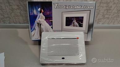 Cornice digitale LCD 7" T-LCD come nuova