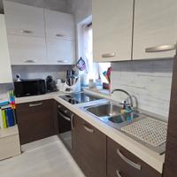 Cucina anni 2015 su misura legno compensato