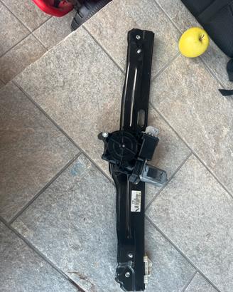Motorino Alzavetro anteriore sinistro fiat 500L
