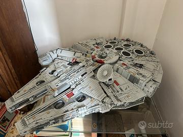 Lego Millenium Falcon 75192 COMPLETO tratt