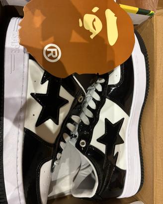 Scarpe bape nere e bianche nuove