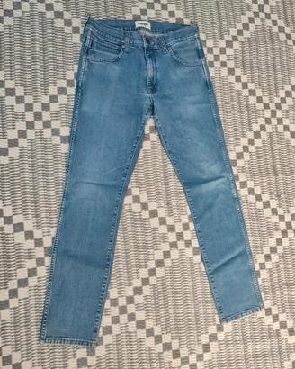 Jeans Wrangler Larston Slime Fit 