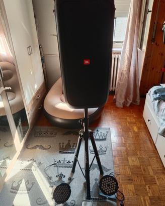 jbl 310+ piedistallo+ 2 fari led+ luce laser