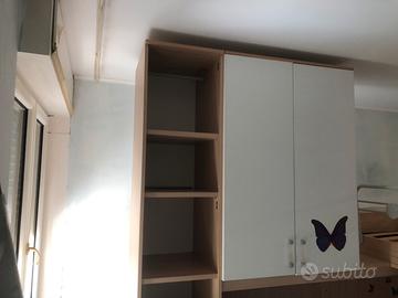 Armadio con 2 letti