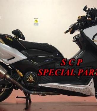 Forcelle ohlins e pinze brembo per yamaha t max