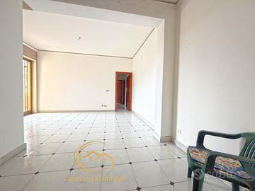 Secondo piano luminoso a Giarre