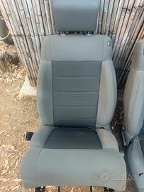 Sedili jeep wrangler sahara jk 2010