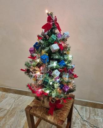 Albero di Natale con luci