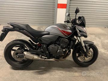 Hornet 600