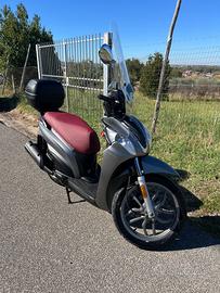 Kymco People 125i