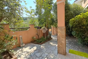 3 LOCALI A VILLASIMIUS
