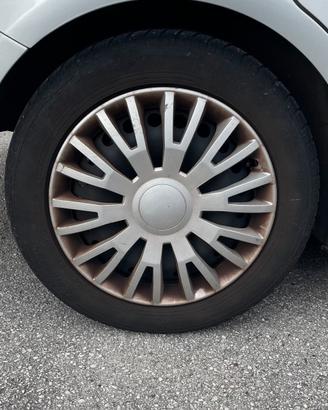 Cerchi e Copricerchi 16"