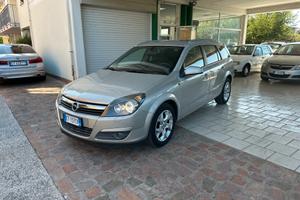 Opel Astra 1.6 16V Twinport Station Wagon Cosmo