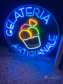 Insegna luminosa per Gelateria