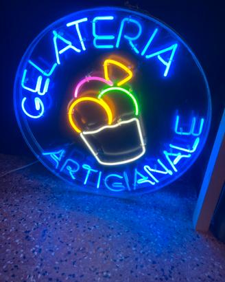 Insegna luminosa per Gelateria
