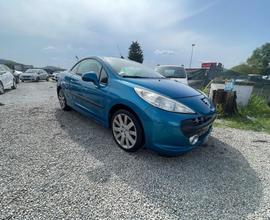 PEUGEOT 207 1.6 HDi 110CV CC Féline