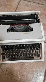 Macchina da scrivere