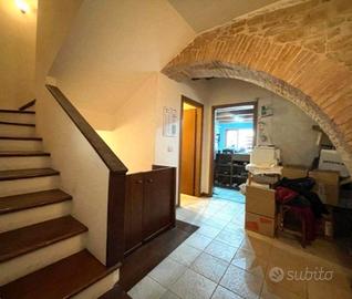 casa ristrutturata in centro 